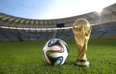 【华体会官网】日本队进攻失衡，三笘薰坦言攻防失调，两战零进球背后的战术困境