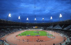 【华体会官网】埃及国家队备战间隙共享观影时光 萨拉赫与队友凝聚团队温情