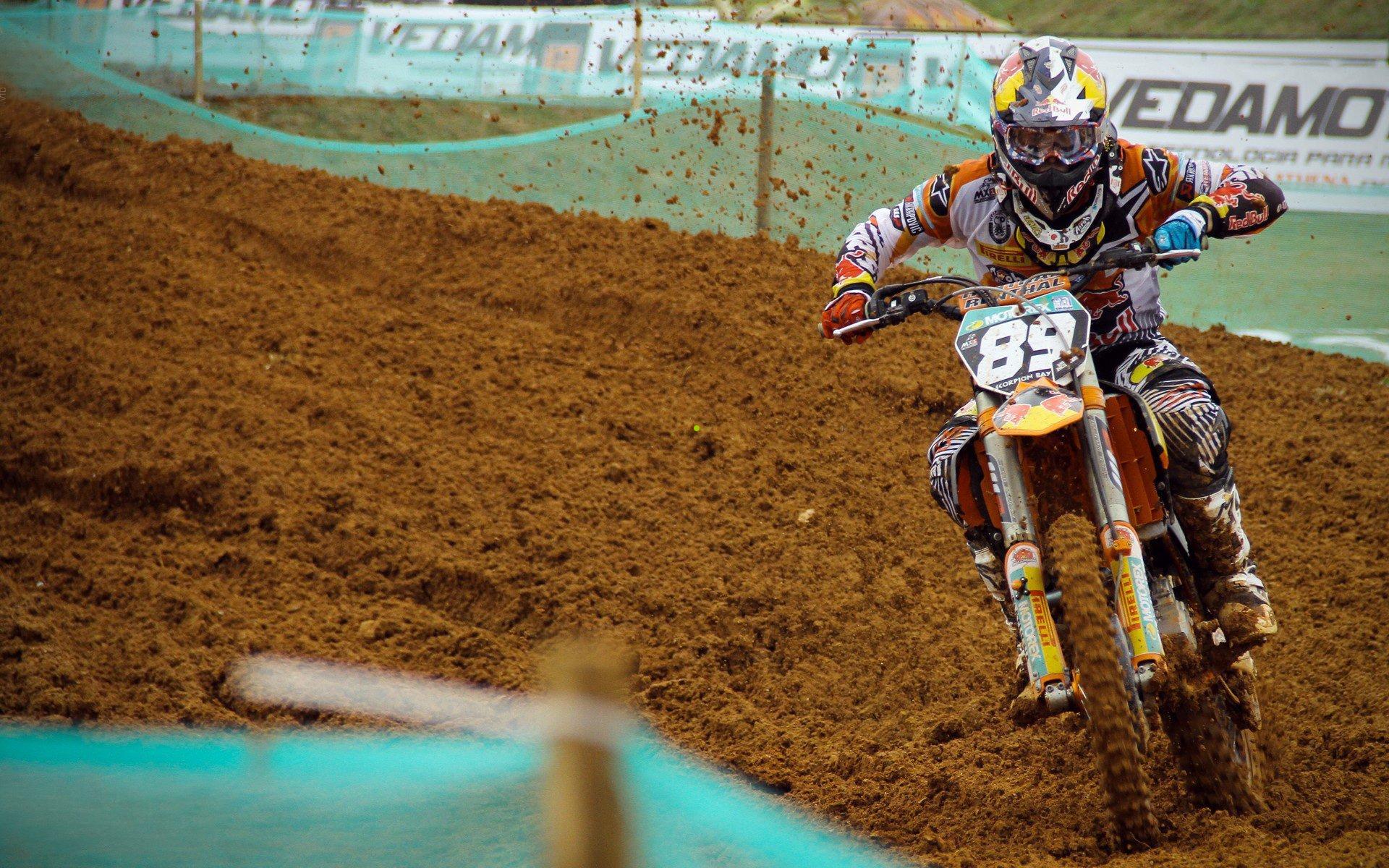 英超的隐形引擎，当其他联赛体育总监频繁抛头露面，英超总监们为何选择默默无闻？